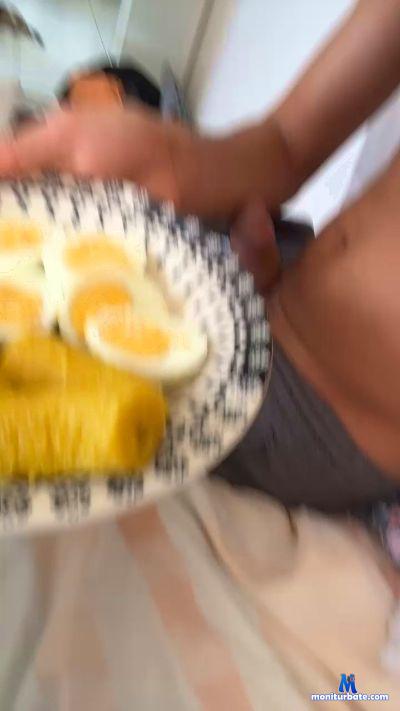 Thedoteus cam4 bisexual performer from Federative Republic of Brazil  