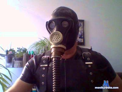 heavyrubber1 cam4 gay performer from Federal Republic of Germany heavyrubber1 