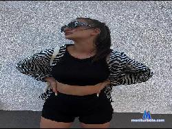 alicehugs cam4 live cam performer profile