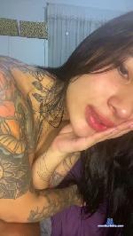 Giaxxx_ cam4 livecam show performer room profile