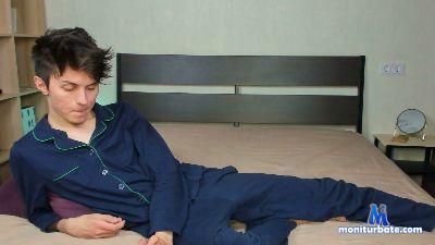 AckeyGilsy4 cam4 bicurious performer from United States of America  