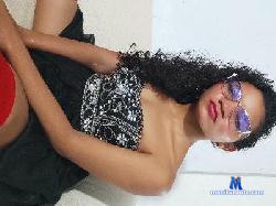Browneyes0499 cam4 live cam performer profile