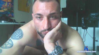 jhonnybird cam4 bisexual performer from Republic of Italy amateur 