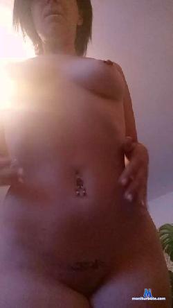 Wants2BlowU cam4 live cam performer profile