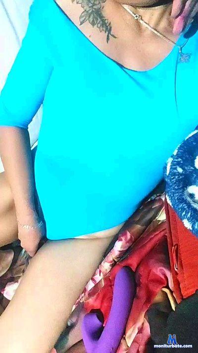 indra33 cam4 bisexual performer from United Mexican States  