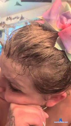 Binkitastic cam4 live cam performer profile