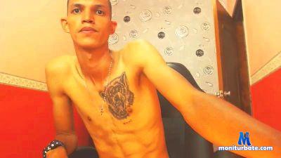 glenn_torres cam4 bisexual performer from Republic of Colombia spinthewheel 
