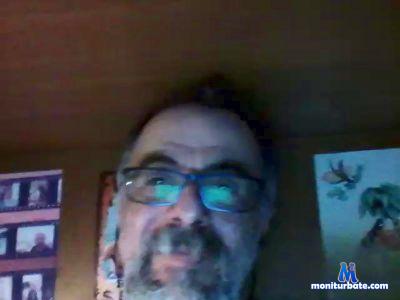 aniello63 cam4 bicurious performer from Republic of Italy  