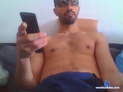 Ricardo8069 cam4 bisexual performer from Federative Republic of Brazil  