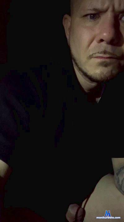 SOMED23 cam4 bicurious performer from United States of America  