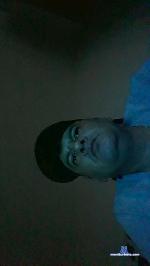 roberto2303 cam4 livecam show performer room profile