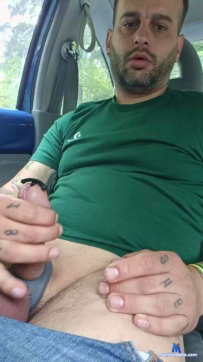 jc571 cam4 bicurious performer from French Republic  