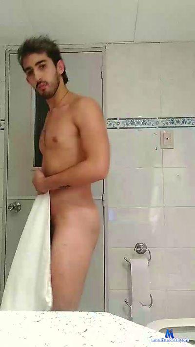 tomibass_xxx cam4 bisexual performer from Argentine Republic  
