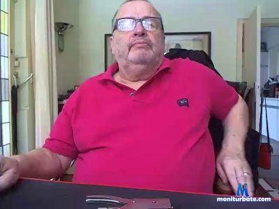 chubbie2205 cam4 gay performer from Federal Republic of Germany  