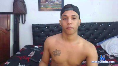 yoximanuelmartz cam4 gay performer from Republic of Colombia livetouch rollthedice 
