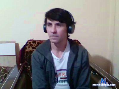 ZULIANO92 cam4 bisexual performer from United Kingdom of Great Britain & Northern Ireland  