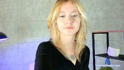 AfraBeat cam4 straight performer from French Republic C2C pawg masturbation squirt blowjob pussy anal 