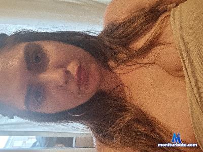 Jasminelorenzo cam4 bisexual performer from United Kingdom of Great Britain & Northern Ireland  