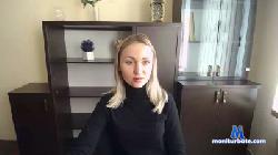MelaniLow_ cam4 live cam performer profile