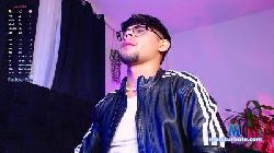 isaac_saenz cam4 live cam performer profile