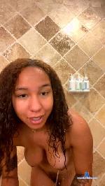 Bellaxgstar cam4 livecam show performer room profile