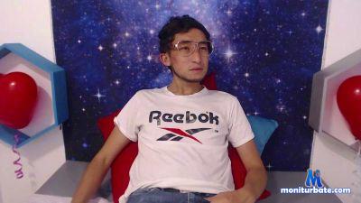 LUCAS_JUSTICE cam4 bicurious performer from Republic of Colombia latino showcum bisexual bicurious rollthedice 