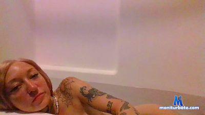 MelaRose96 cam4 gay performer from United States of America gamer cute lesbian 