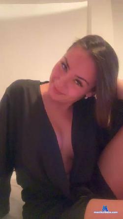 Alinka690 cam4 live cam performer profile