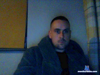 irishpride21 cam4 straight performer from Ireland  