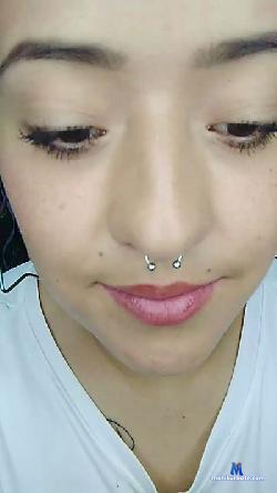 Dayis4 cam4 live cam performer profile