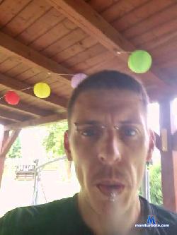 Eskalator198 cam4 live cam performer profile