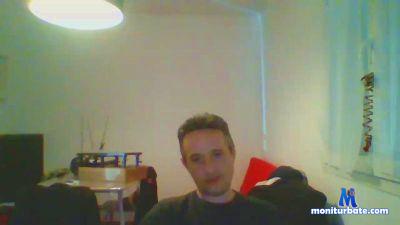 gentleman69210 cam4 straight performer from French Republic  