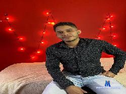 DariusGarland cam4 live cam performer profile