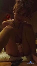 Nakedhippy cam4 livecam show performer room profile