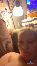 8996etsur cam4 livecam show performer room profile