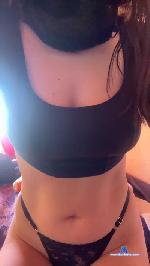 Laarita cam4 livecam show performer room profile