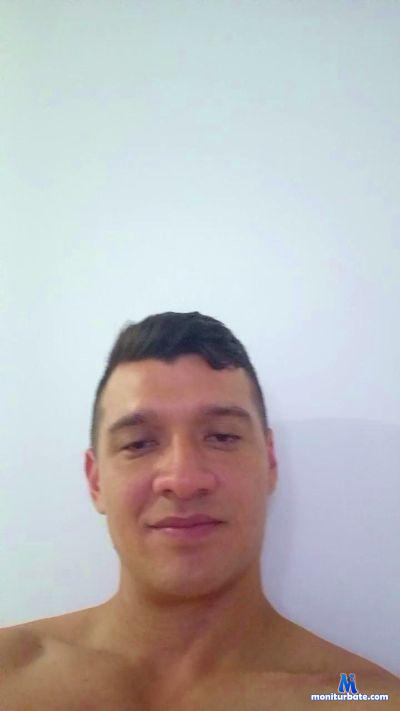 VictorT31 cam4 straight performer from Republic of Colombia  