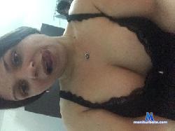 brunabueno200 cam4 live cam performer profile