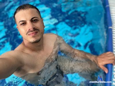 aventusfun_hot4 cam4 bisexual performer from Federal Republic of Germany  