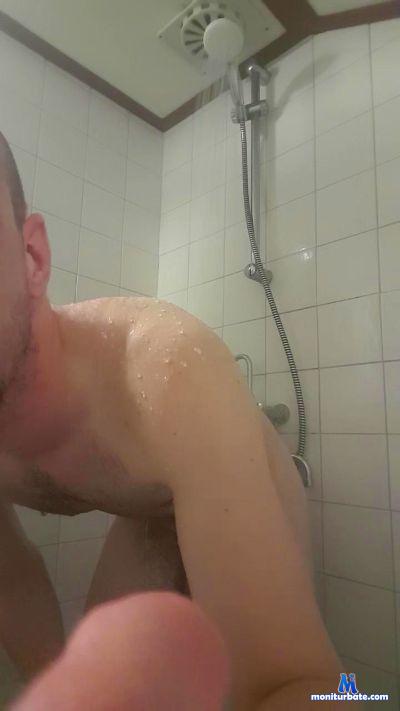 JeRoEn198 cam4 gay performer from Kingdom of the Netherlands  