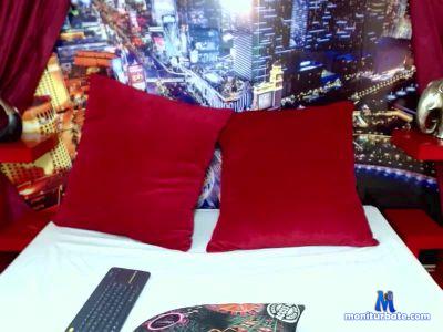 hottest_boy_sex cam4 bicurious performer from Republic of Colombia tokenkeno 