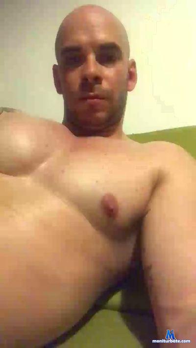 dorian245 cam4 straight performer from Argentine Republic  