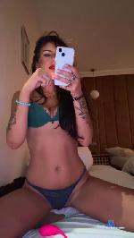 Lunababy13 cam4 livecam show performer room profile