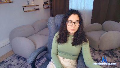 Brought_me cam4 bisexual performer from United States of America  