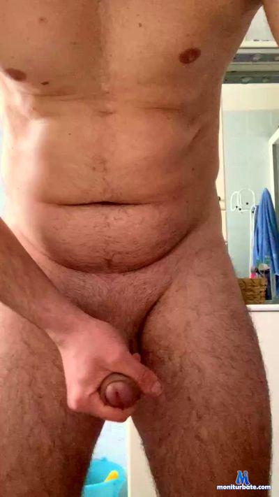 Lucky9889 cam4 straight performer from Republic of Italy  