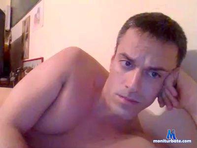 io8219 cam4 straight performer from Republic of Italy  