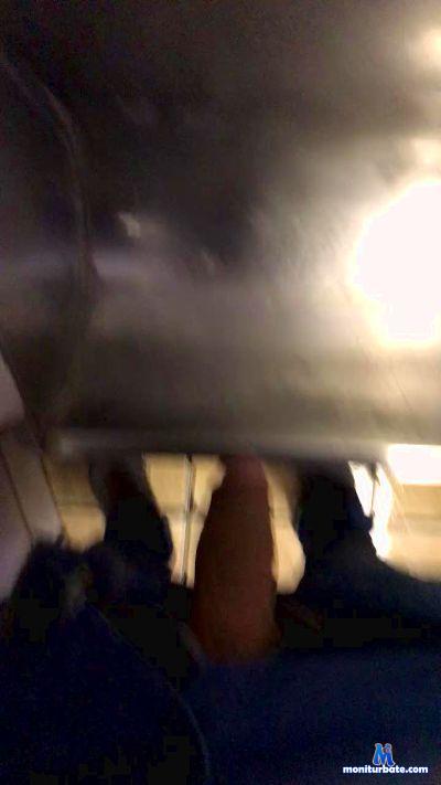 souzza28081 cam4 gay performer from Federative Republic of Brazil  