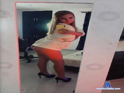 brittany__queen cam4 straight performer from Republic of Colombia milk masturbation bigass deepthroat C2C cum blowjob 