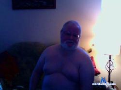 SilverPappaBear cam4 live cam performer profile
