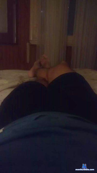 tom_mt2021 cam4 straight performer from Argentine Republic  